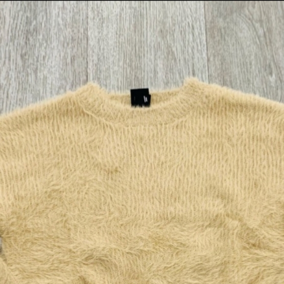 New! Soft Fuzzy Comfy Tan Comfy Cropped Long Sleeve Sweater - Picture 3 of 5